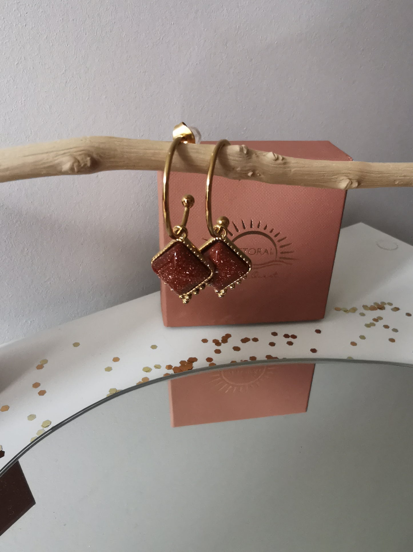 Boucle d'oreille pendante Rosy
